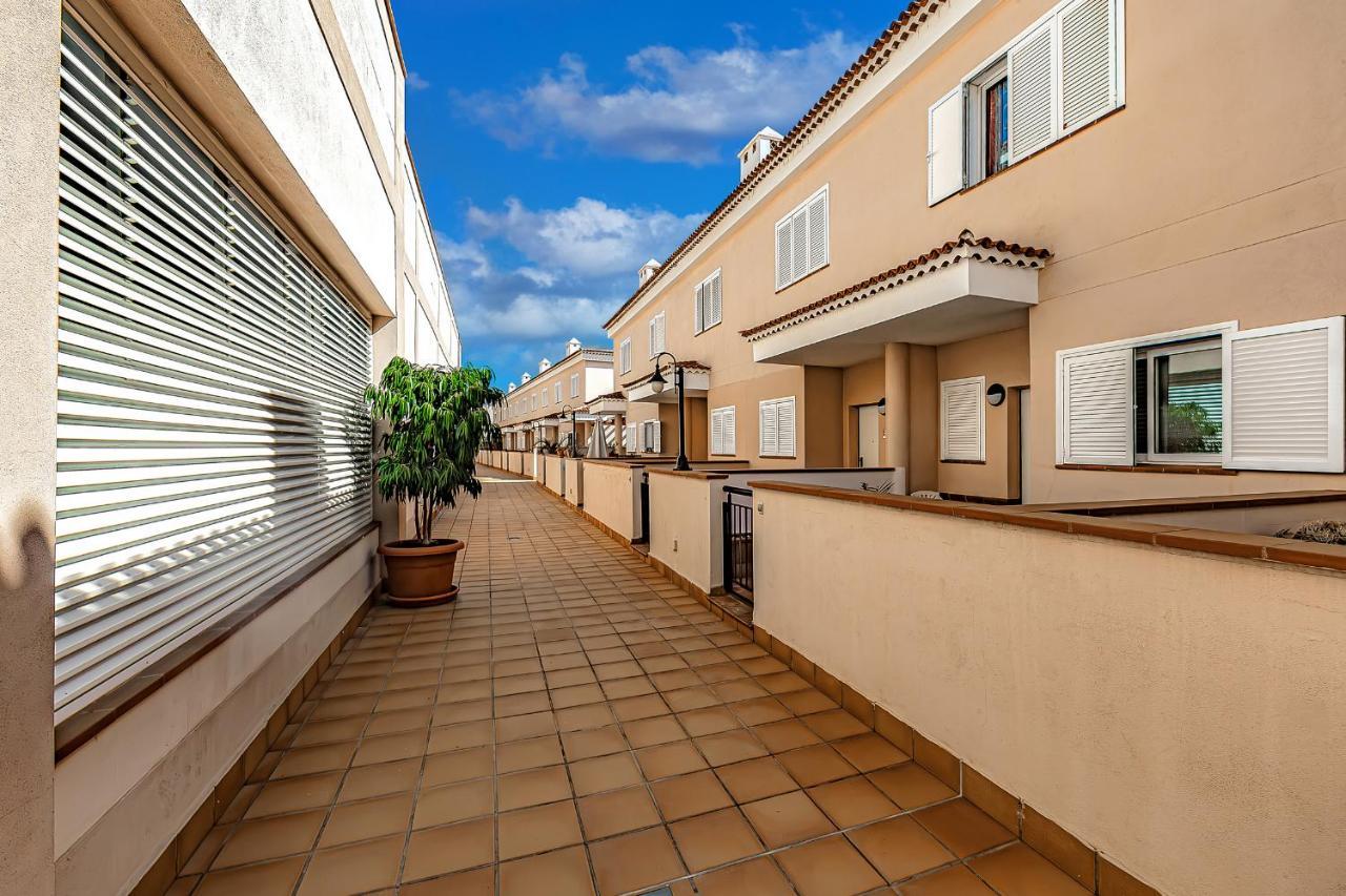 Spacious Ocean View Family Townhouse Puerto de Santiago  Buitenkant foto