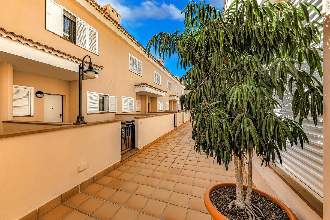Spacious Ocean View Family Townhouse Puerto de Santiago  Buitenkant foto