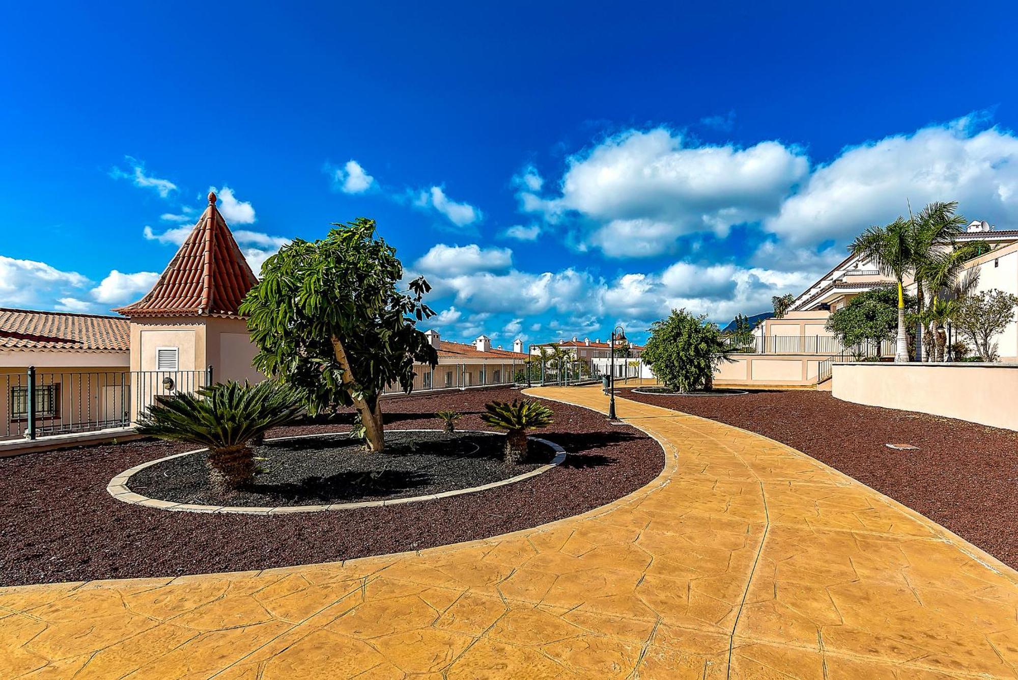 Spacious Ocean View Family Townhouse Puerto de Santiago  Buitenkant foto