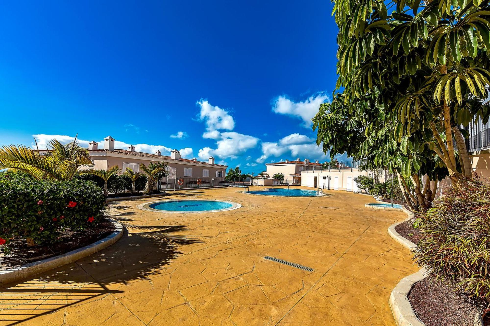 Spacious Ocean View Family Townhouse Puerto de Santiago  Buitenkant foto